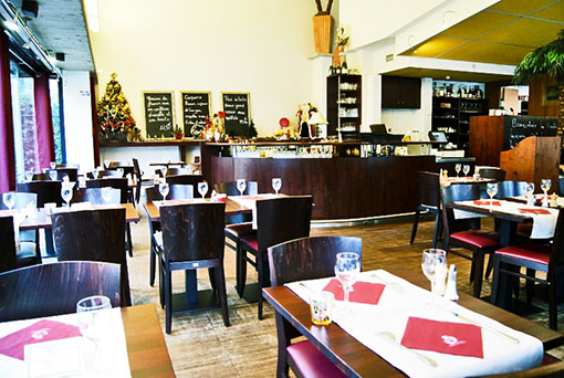 Resto-Bistro Club 5 am Park