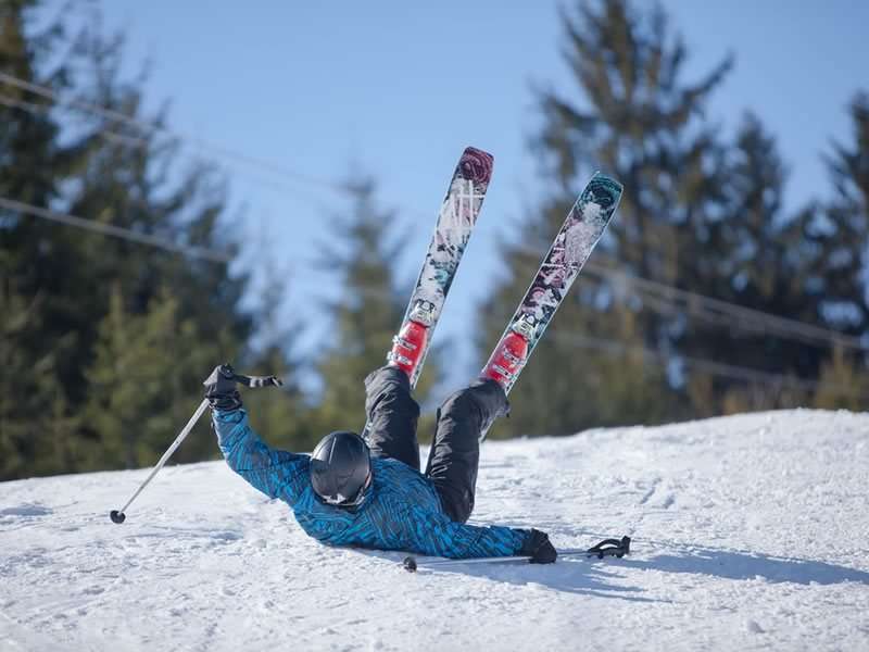 4 conseils pour éviter de vous blesser au ski