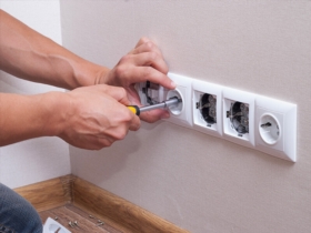 5 raisons de ne pas effectuer vos travaux d’électricité vous-même