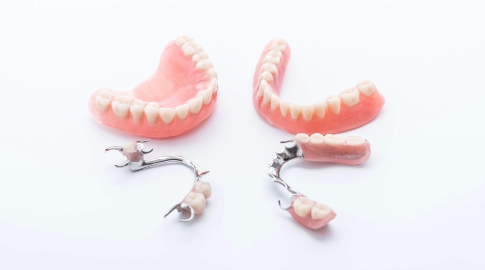 PROTHÈSES DENTAIRES