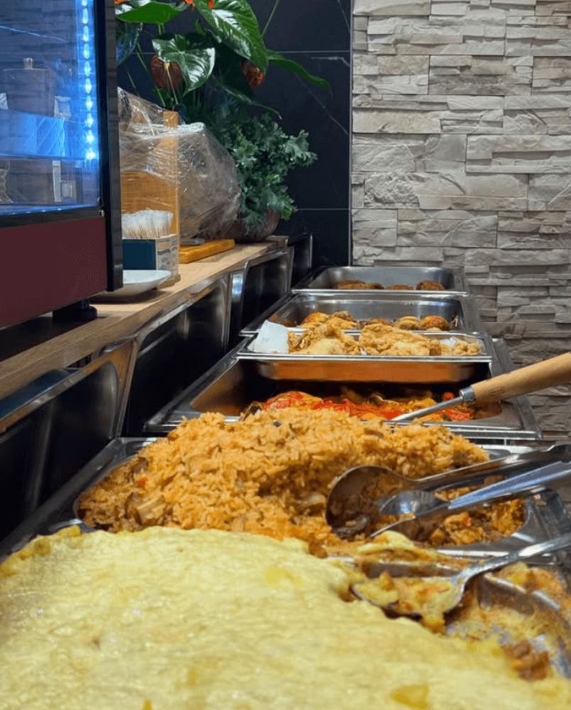 Buffet à volonté le midi
