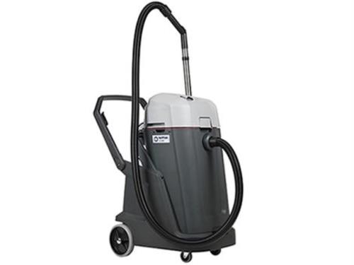Aspirateur professionnel Nilfisk "VL 500 55L" cuve plastique