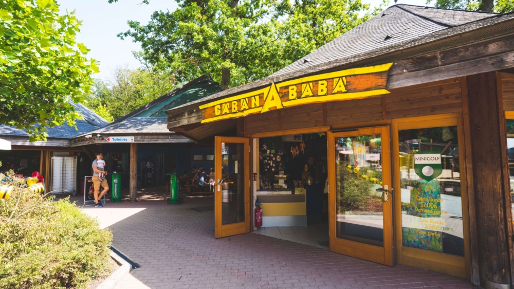 Souvenir shop