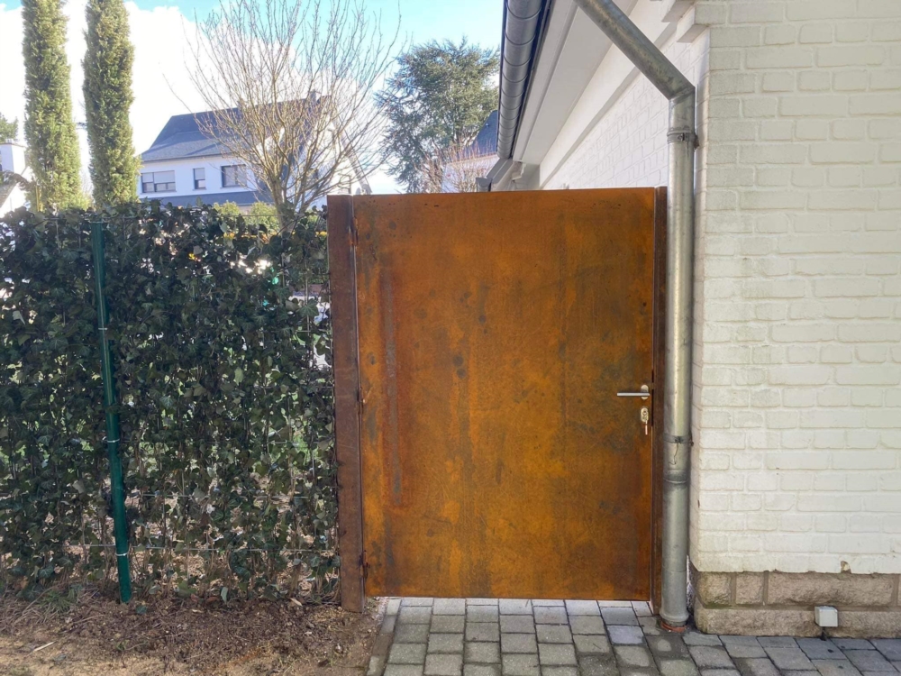 Portail Corten fabriqué sur mesure 