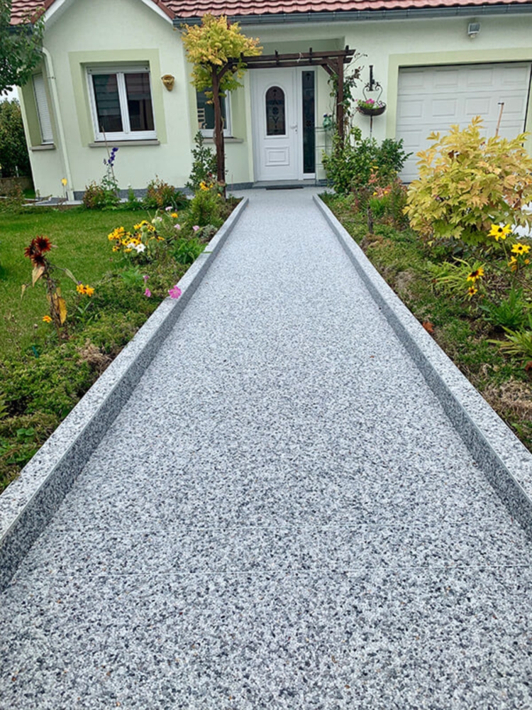 Allée résinée