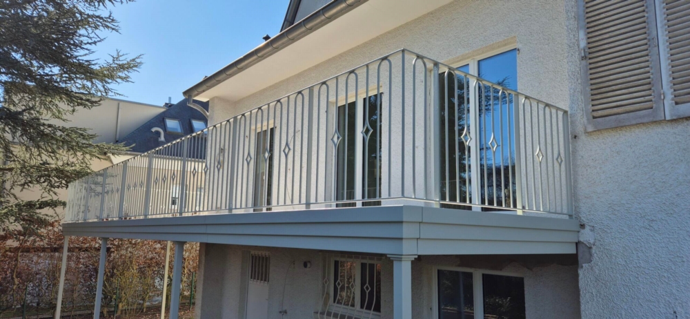 Garde-corps de balcon