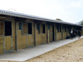 Boxes à chevaux