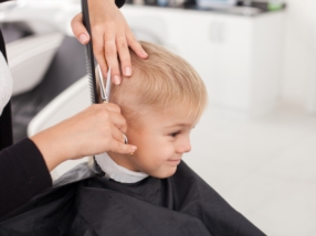 Coiffeur pour enfant 