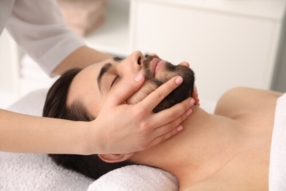 Soins adaptés aux besoins des hommes