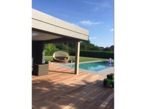 chapiteau avec picine 