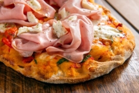 Pinsa Romana – La spécialité du Romulus