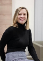 Mme Julie DENOTTE