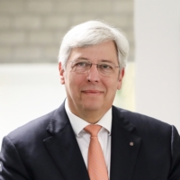 M Yves Elsen