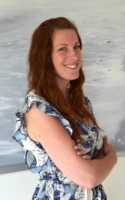 Mme Laura Pierret