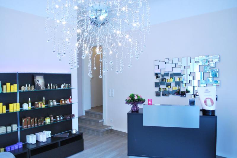 Joy Institut by Grace Alvino