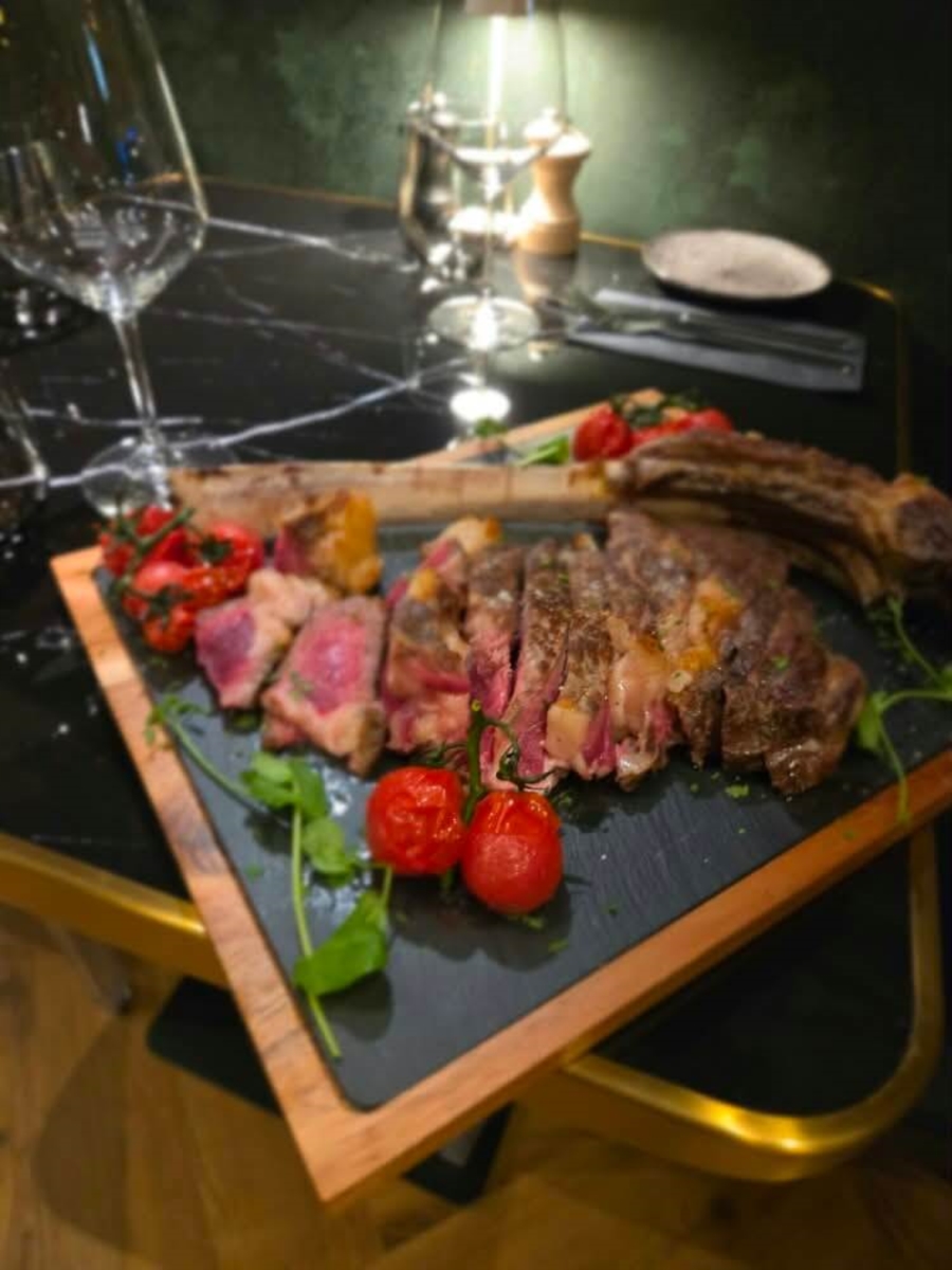 Là dresse Brasserie 