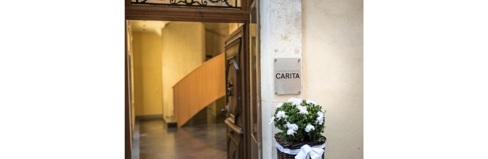 Image 7 - Maison de Beauté Carita